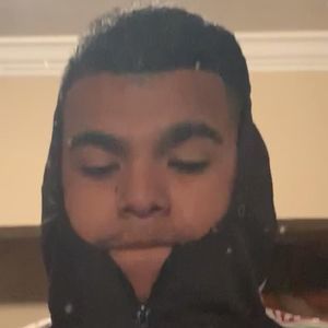 Meet your Posher, Khris